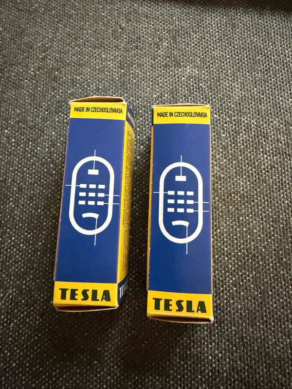 E83CC/12AX7 Tesla Gold pinn NOS matchat från 1971 E83CC/12AX7 Tesla Gold pinn NOS matchat från 1971 - Bild 3 av 3