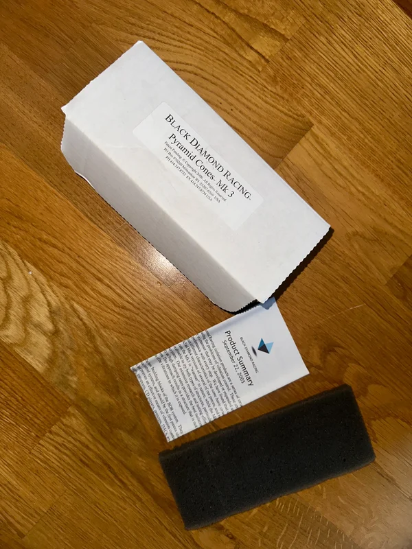 M&auml;ngder av blandade hifi tillbeh&ouml;r  - Bild 4 av 24