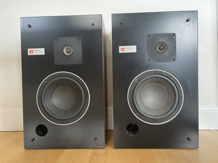 JBL L19