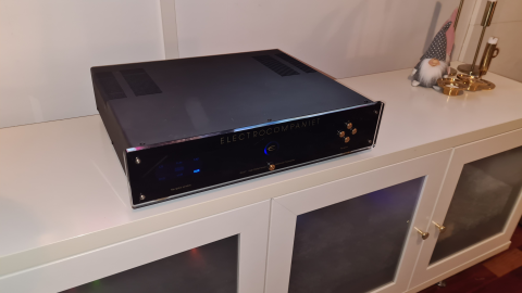 Electrocompaniet EC 4.7 nyservad high-end