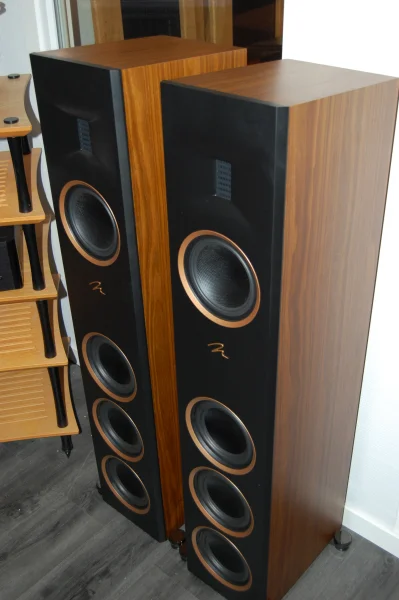 Martin Logan Motion XT F100 ** Demo-ex ** - Bild 2 av 3