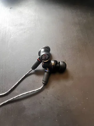 JVC Kenwood FW1500 HIRES Wood Diaphragm headphones