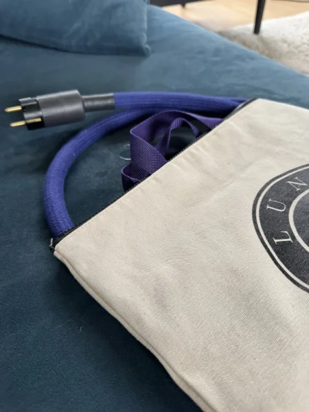 Luna Mauve Blå 2m med C19 kontakt Luna Mauve Blå 2m med C19 kontakt - Bild 2 av 4