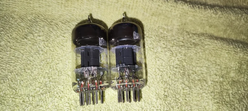 Matchat par Brimar ECC81 black plate NOS tillverkade &aring;r 60! - Bild 3 av 4