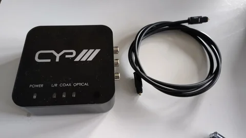 Digital audio splitter (flera olika) Digital audio splitter (flera olika)