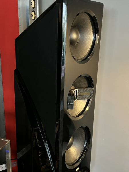 Legacy Valor + Wavelet II ## PRIS 299000:-## - Bild 3 av 10
