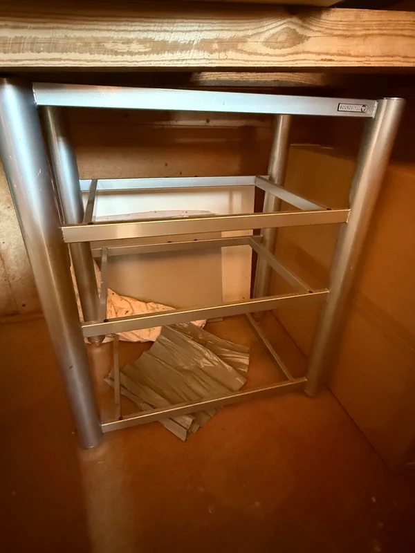 Soundstyle klassisk hifi b&auml;nk - Bild 1 av 2