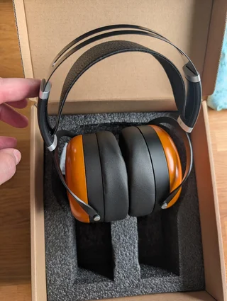 Hifiman Sundara closed back