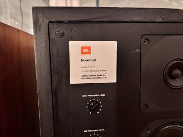 JBL L50