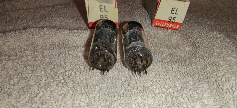  Telefunken EL 95 (NOS) matchat par! - Bild 2 av 4