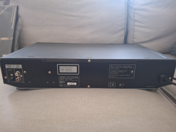 Sony CDP-XE220 CD-spelare inkl. fjärrkontroll