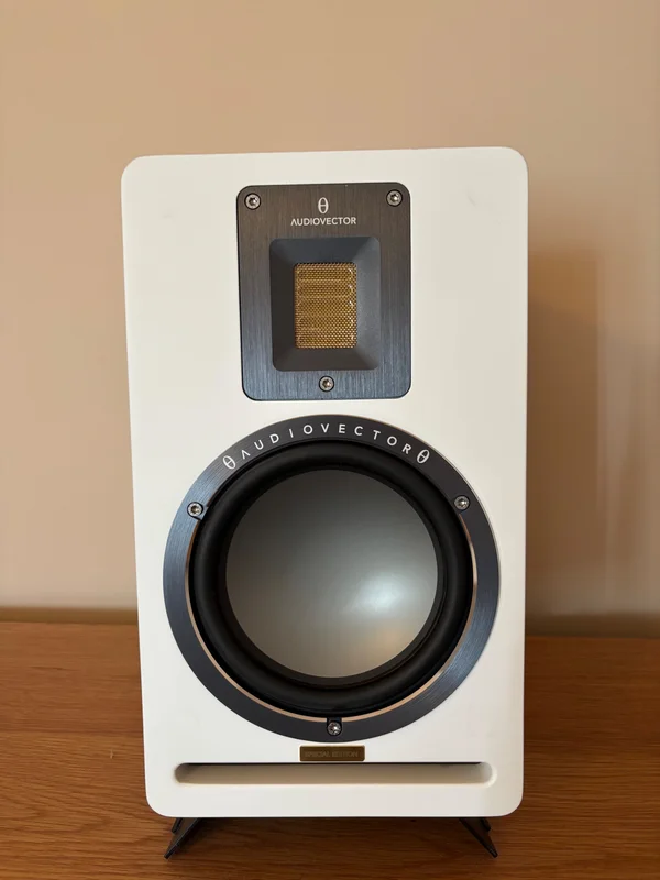 Audiovector QR1 SE fint skick - Bild 1 av 2