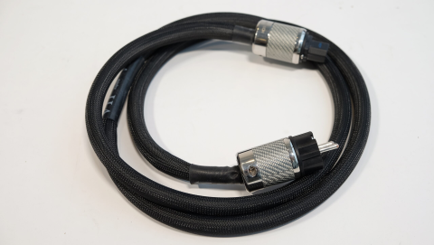 Purist Audio Design Luminist Revision Aquila + Furutech Fi50 NCF kontakter. 2m