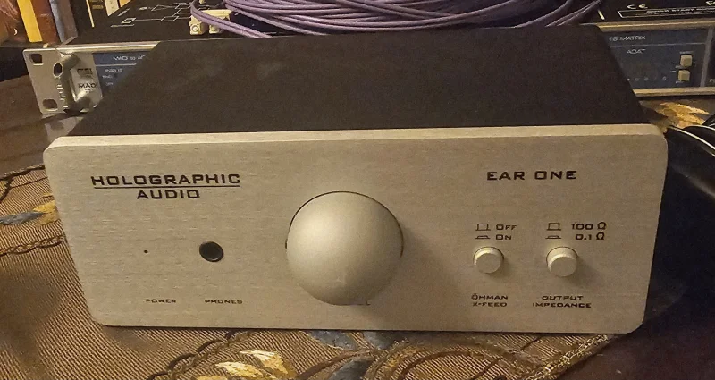 Holographic Audio Ear One - Bild 1 av 1