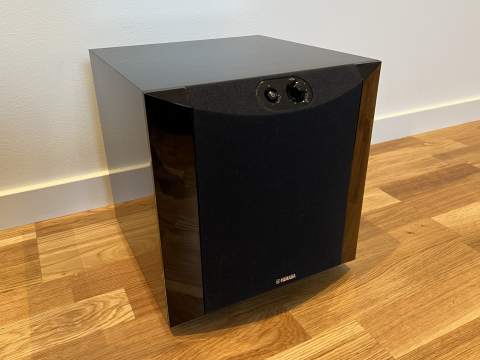 Bra 8 tums sub, Yamaha NS-SW200 