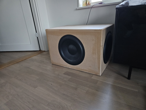 Acoustic Deep See (Hifikit väl resumerade subwoofer) Acoustic Deep See (Hifikit väl resumerade subwoofer)