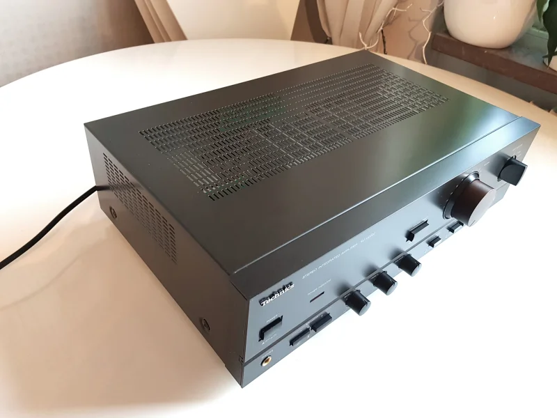 TECHNICS SU VZ220  F&ouml;rst&auml;rkare Klass AA - Bild 4 av 9