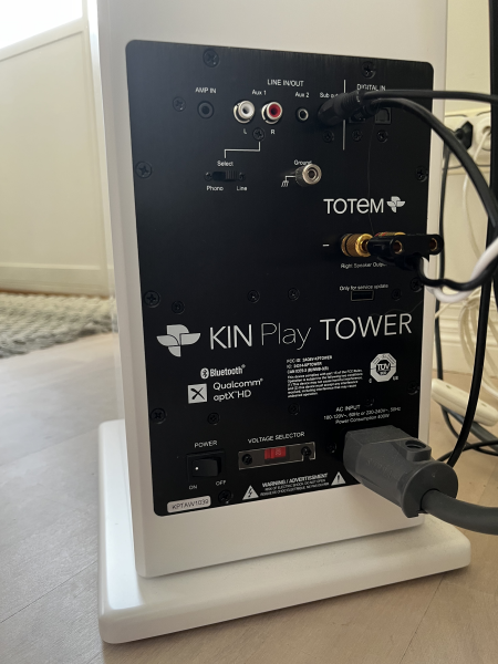 Totem Kin Play Tower - aktiva högtalare  - Bild 3 av 3