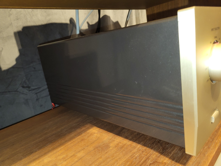Accuphase E-460