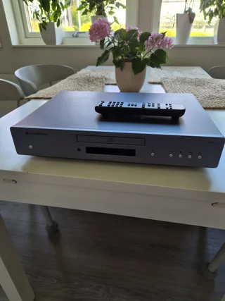 Cambridge AX C35