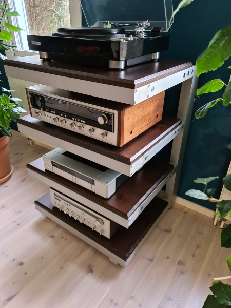 Rock Solid Audio HiFi 4 - Bild 2 av 2