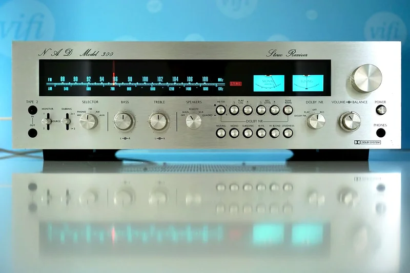 NAD Model 300 - Bild 2 av 2