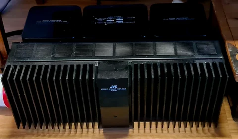 JVC M-3030