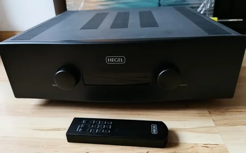 Hegel H360 eller 390 k&ouml;pes.