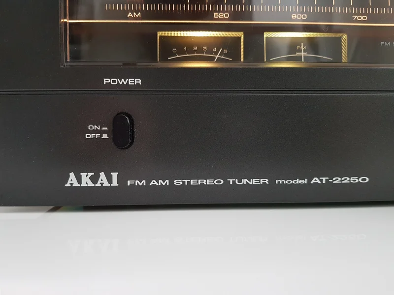 AKAI AT 2250 Analog Stereotuner - Bild 3 av 11