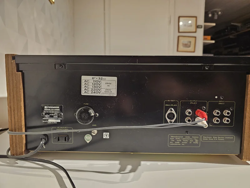 Pioneer CT-F9191 – Kassettdäck Pioneer CT-F9191 – Kassettdäck - Bild 7 av 8
