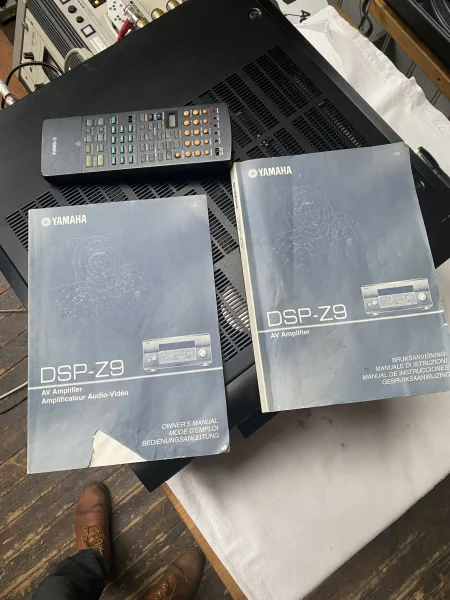 Yamaha DSP-Z9 Yamaha DSP-Z9 - Bild 6 av 6