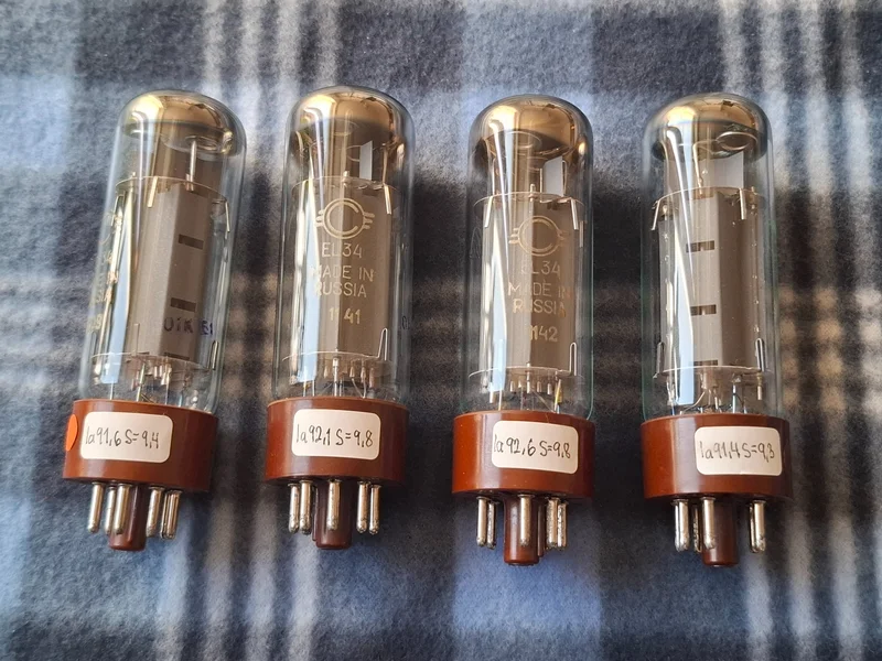 EL34 Svetlana Winged - C - SED / NOS Matchad kvartett radior&ouml;r - Bild 2 av 6