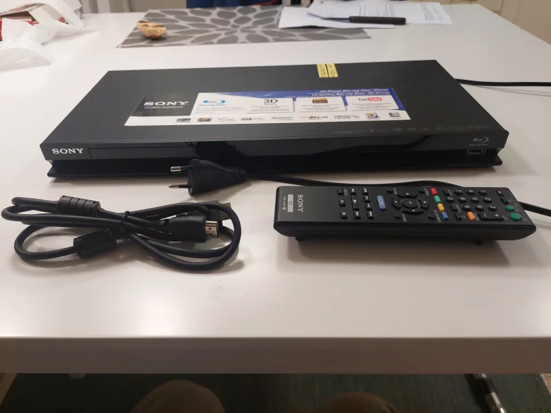 SONY  BLUE  RAY  DISC/DVD  PLAYER   BDP - S470 - Bild 1 av 2