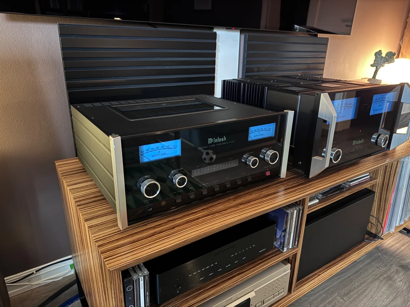 Mcintosh C2300 forforsterker preamplifier med Telefunken r&oslash;r - Bilde 8 av 9