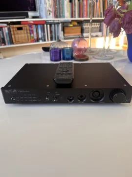 Questyle CMA Twelve h&ouml;rlursf&ouml;rst&auml;rkare/Dac