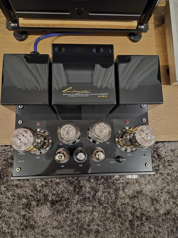 Line Magnetic 805ia R&ouml;rf&ouml;rst&auml;rkare  - Bild 6 av 7