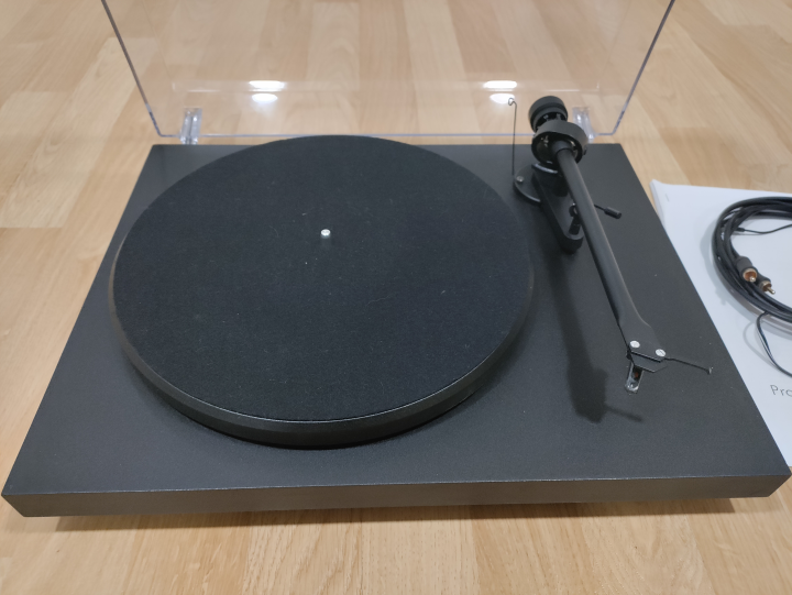Pro-ject Debut III/Phono USB