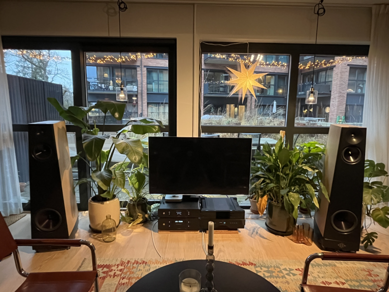 YG ACOUSTICS SUMMIT Högtalare - Bild 1 av 3