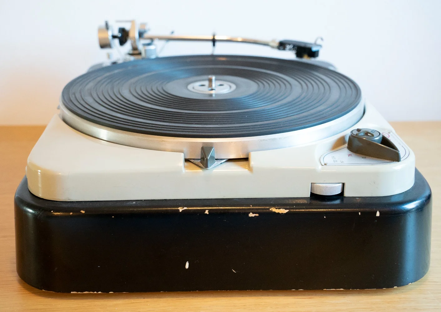 Thorens TD 124 med SME 3009 och ADC 25 - Bild 9 av 11