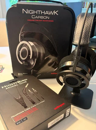Audioquest Nighthawk Carbon