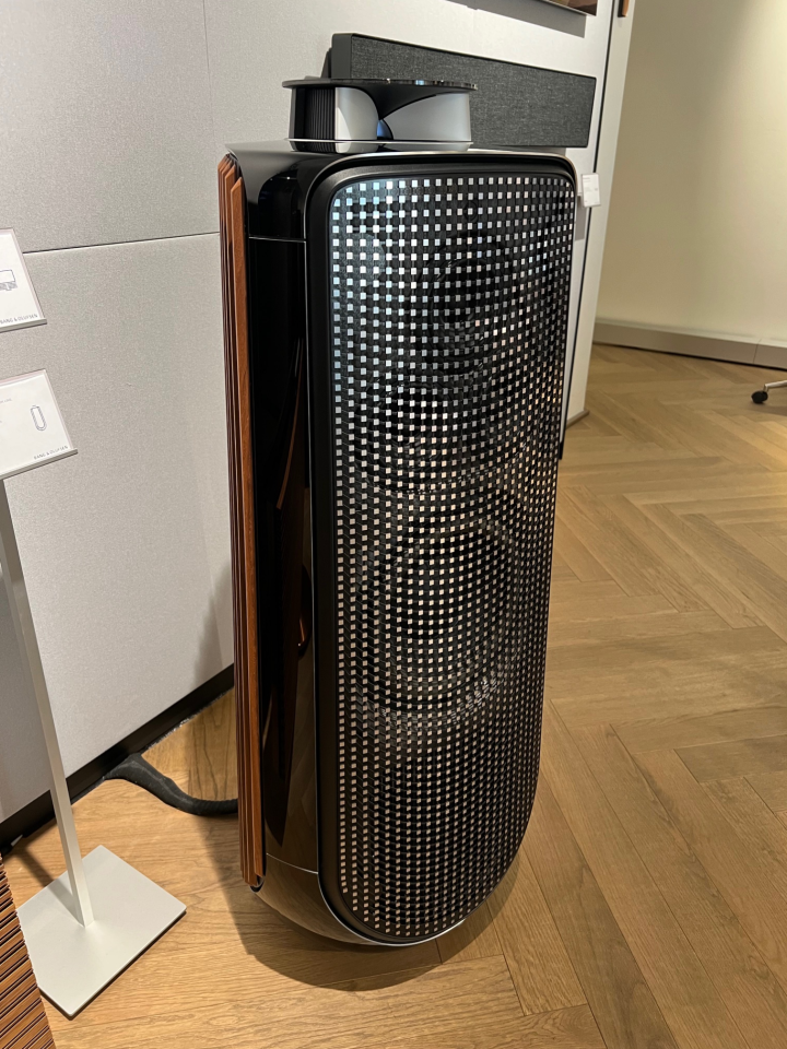 Bang & Olufsen Beolab 50 Piano Black