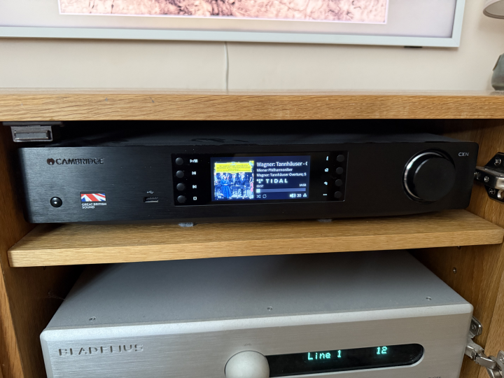 Cambridge audio cxn v1 
