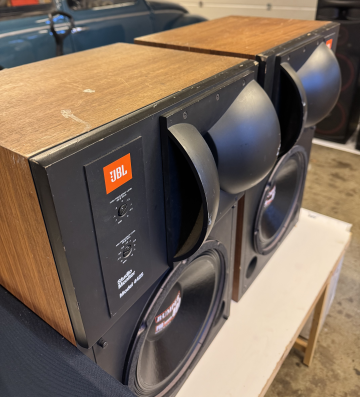 Jbl 4425