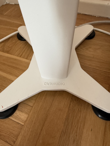Dynaudio stand 10  - Bild 2 av 5