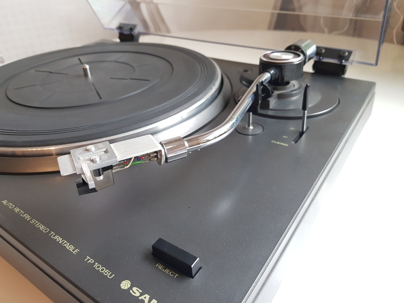 SANYO TP 1005U Semiatomatisk Skivspelare - Bild 8 av 12