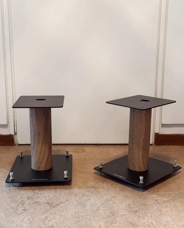 NORSTONE Stylum S H&ouml;gtalarstativ - Bild 1 av 3