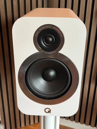 Q Acoustics 3030i inkl stativ