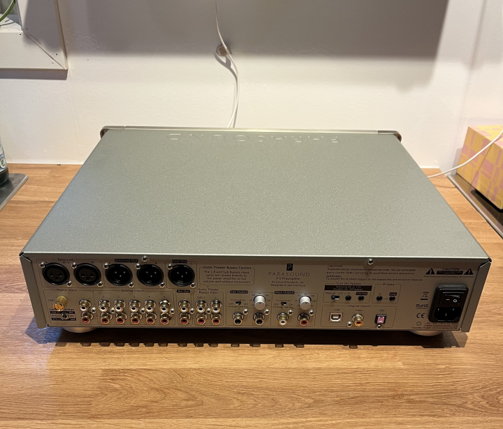Parasound P5