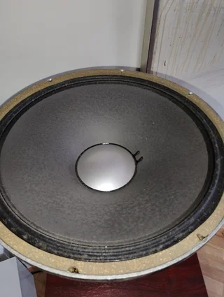 Jbl 2402 och Jbl k130 å Jbl N2400