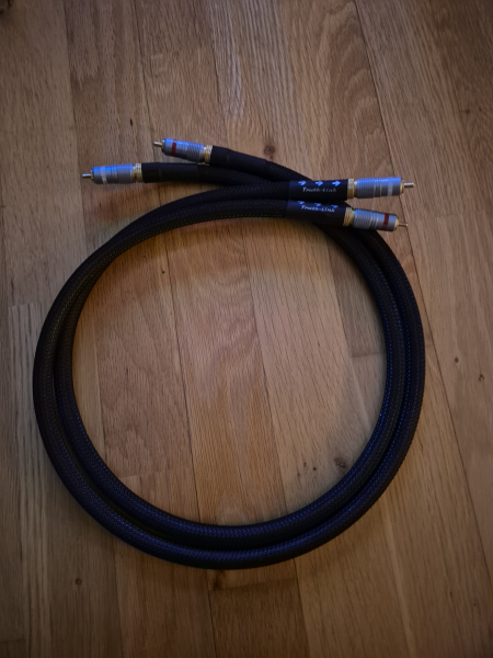 Harmonic technology truth-link RCA Harmonic technology truth-link RCA - Bild 1 av 1